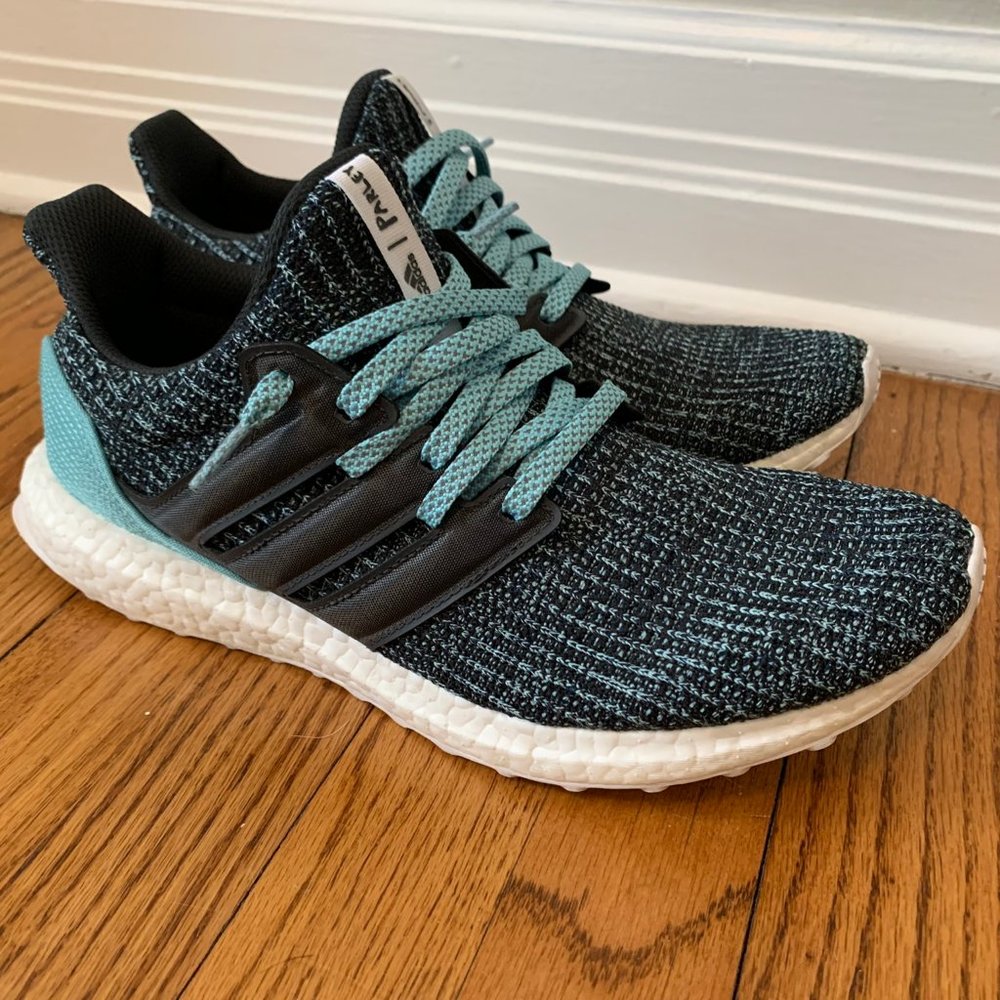 adidas Ultra Boost 4.0 Parley Carbon